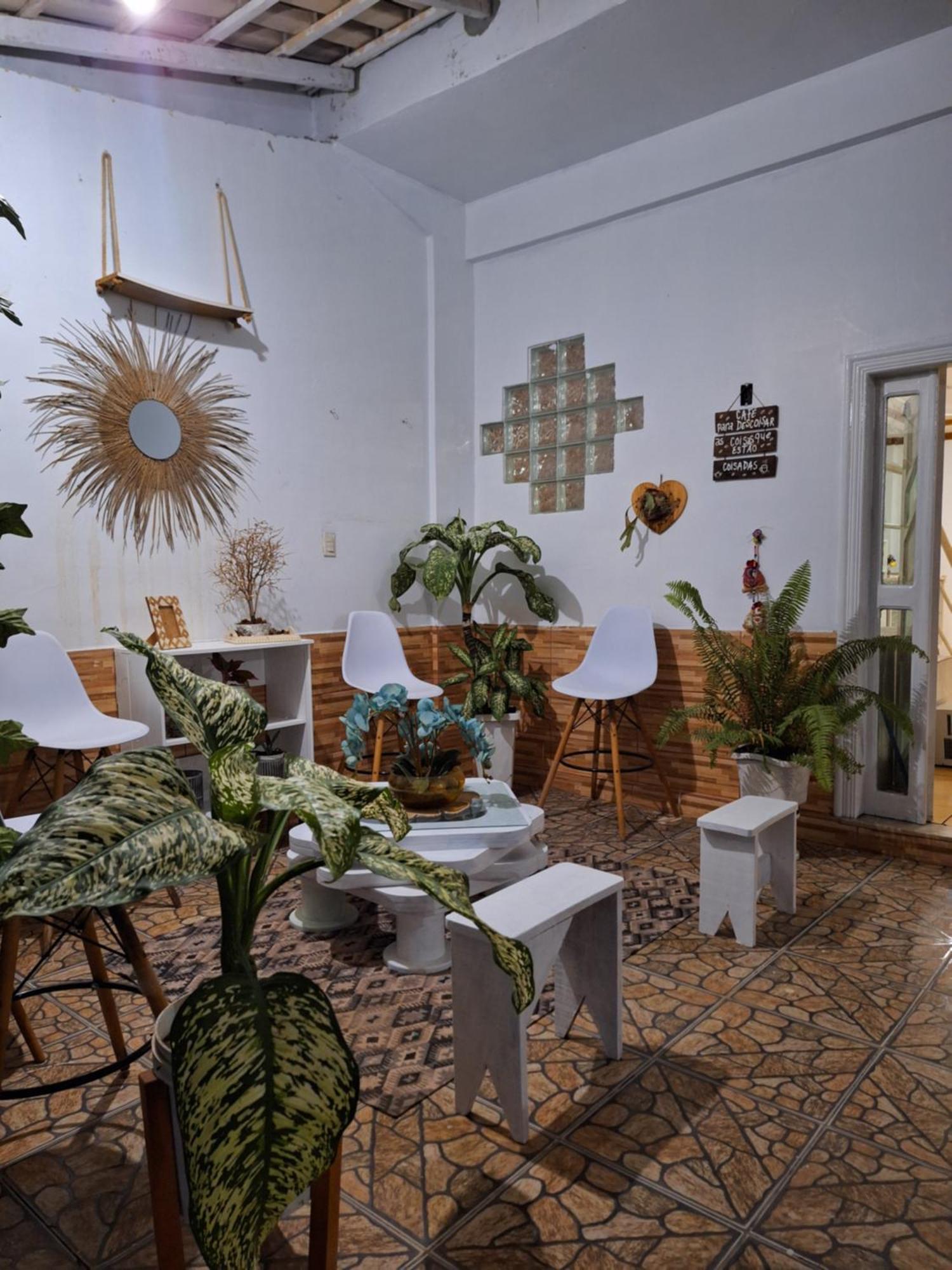 Quarto Triplo Com Banheiro Em Pousada E Restaurante Manaus Exterior photo